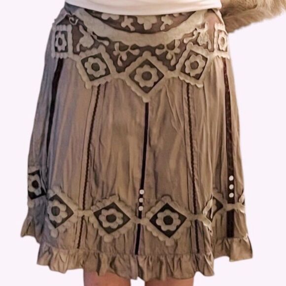 Anthropologie Autograph Brown Beige Silk Ribbon Applique Floral Buttons Skirt 10 - Picture 4 of 11